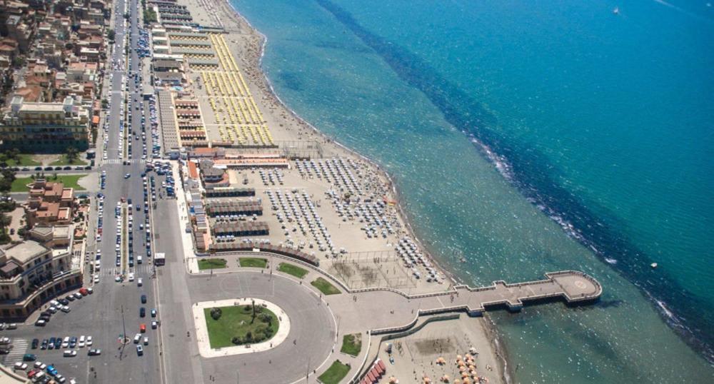 Hotel Ping Pong Lido di Ostia Exterior foto